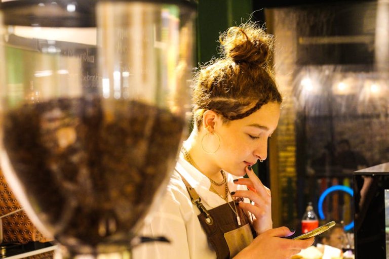 從足球新聞中感受球場外的溫度